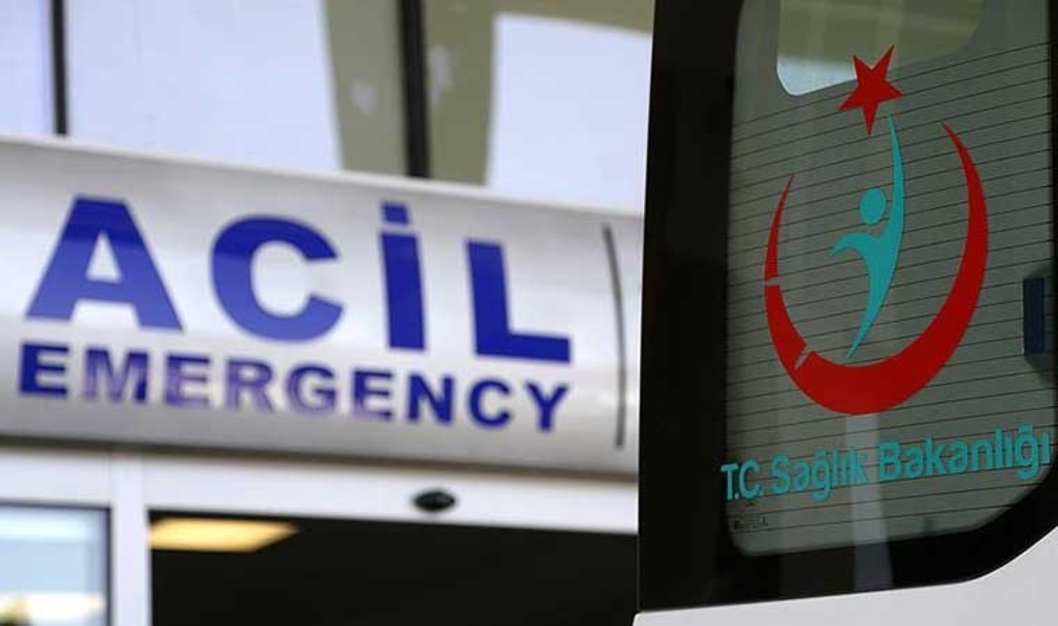 Uşak’ta fabrikada zehirlenme paniği: 19 işçi hastaneye başvurdu – Son Dakika Türkiye Haberleri – 2024